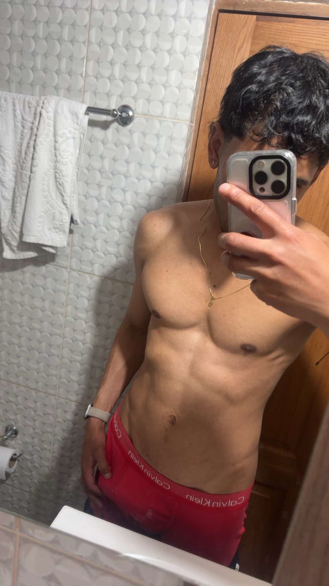 pab03669781's tweet photo. Quieres ver como me la hago y me vengo 🧖😈🔥

Dm para ver más https://t.co/S4DkujQOZt