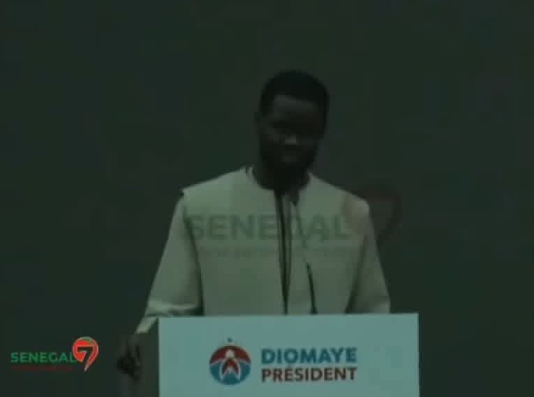 SonkoDiego74900's tweet photo. J'ai trahi Ousmane Sonko - j'ai trahi Pastef - j'ai trahi les martyrs - j'ai trahi les blessés - j'ai trahi les détenus politiques - j'ai trahi les contribuables - j'ai trahi les 54% - j'ai trahi le Sénégal.   Mais je ne vous trahirai jamais vous les traitres 🤭
Bonne nuit https://t.co/3zVoMkKpm7