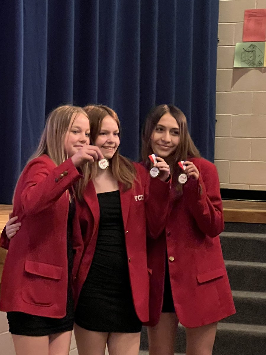 Ross Middle School tweet media