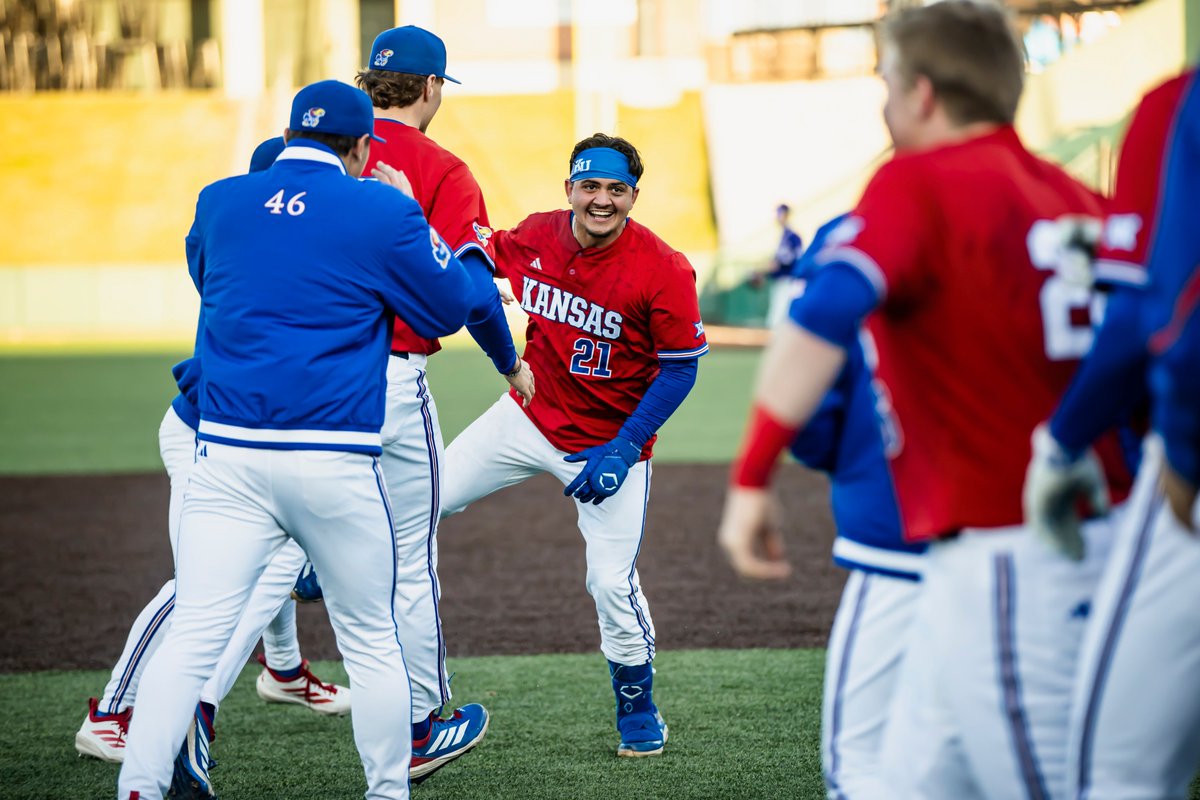 KUBaseball's tweet photo. Augie called game ☎️

#RockChalk x @AugustoM0303 https://t.co/78KlAIxIyD
