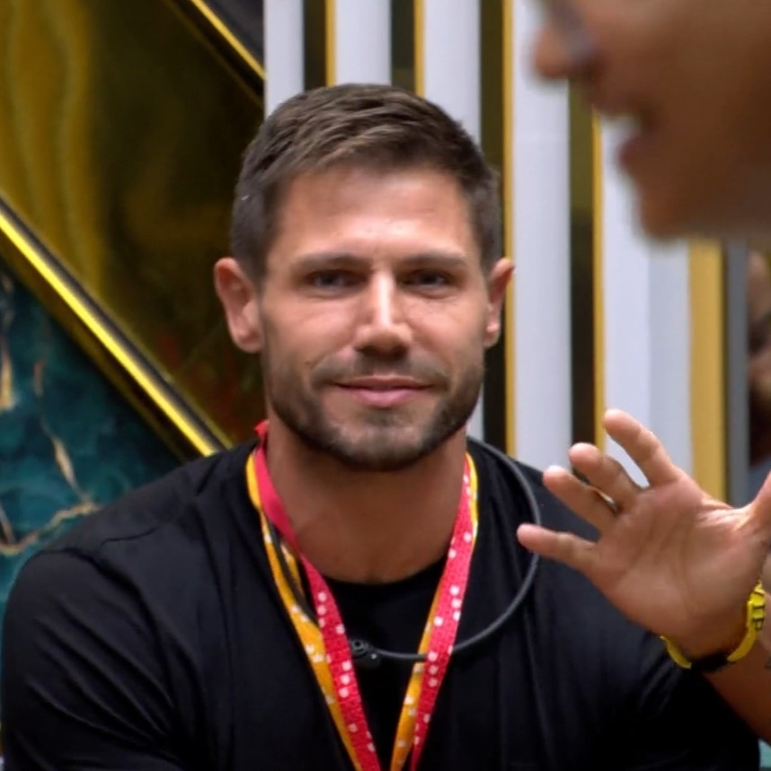 Central Reality tweet media