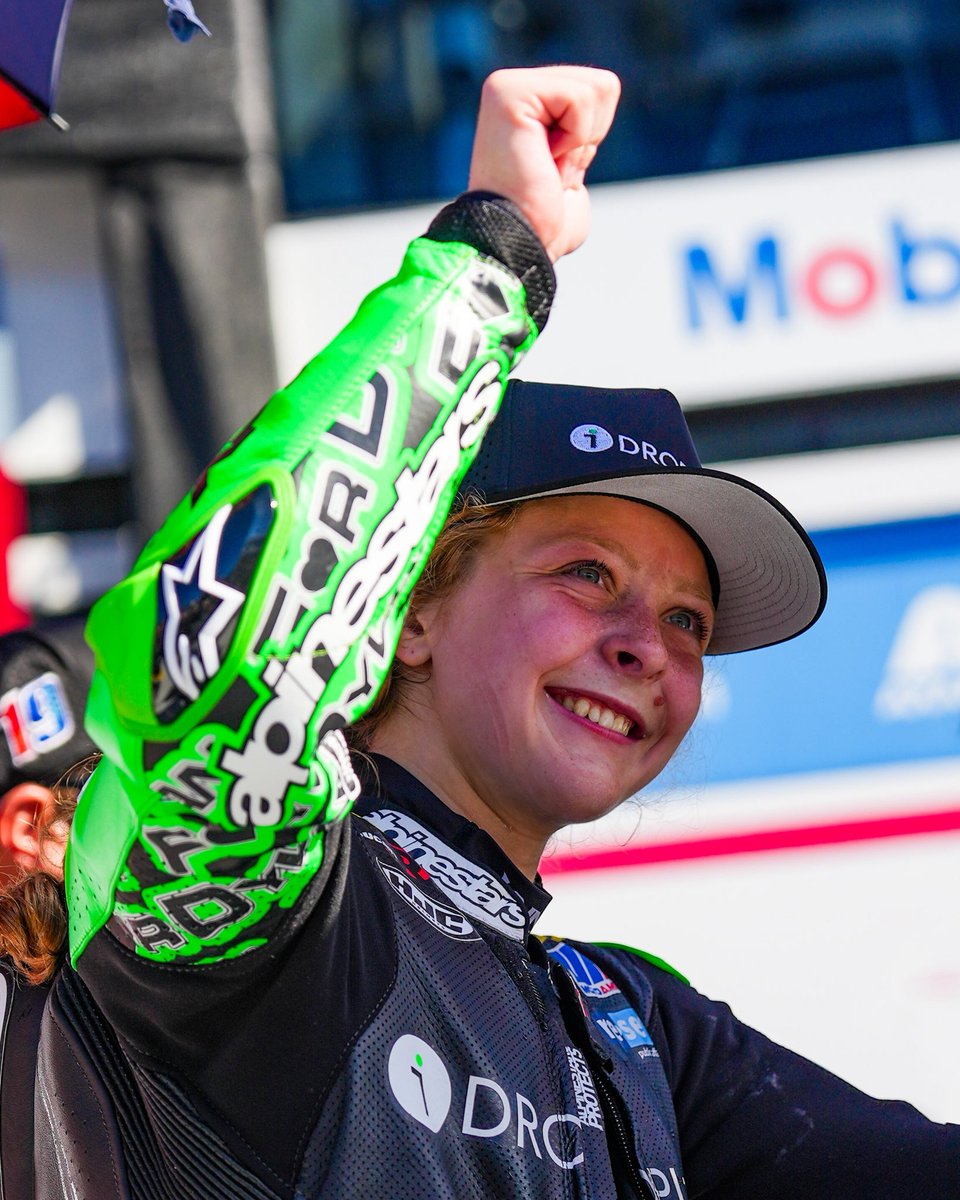 Daytona International Speedway tweet media