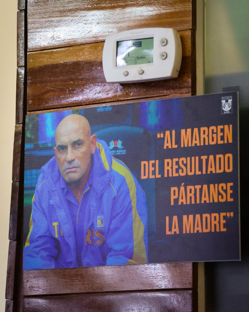 𝑬𝒔𝒕𝒂 𝒏𝒐𝒄𝒉𝒆, 𝒄𝒖𝒆𝒔𝒕𝒆 𝒍𝒐 𝒒𝒖𝒆 𝒄𝒖𝒆𝒔𝒕𝒆...