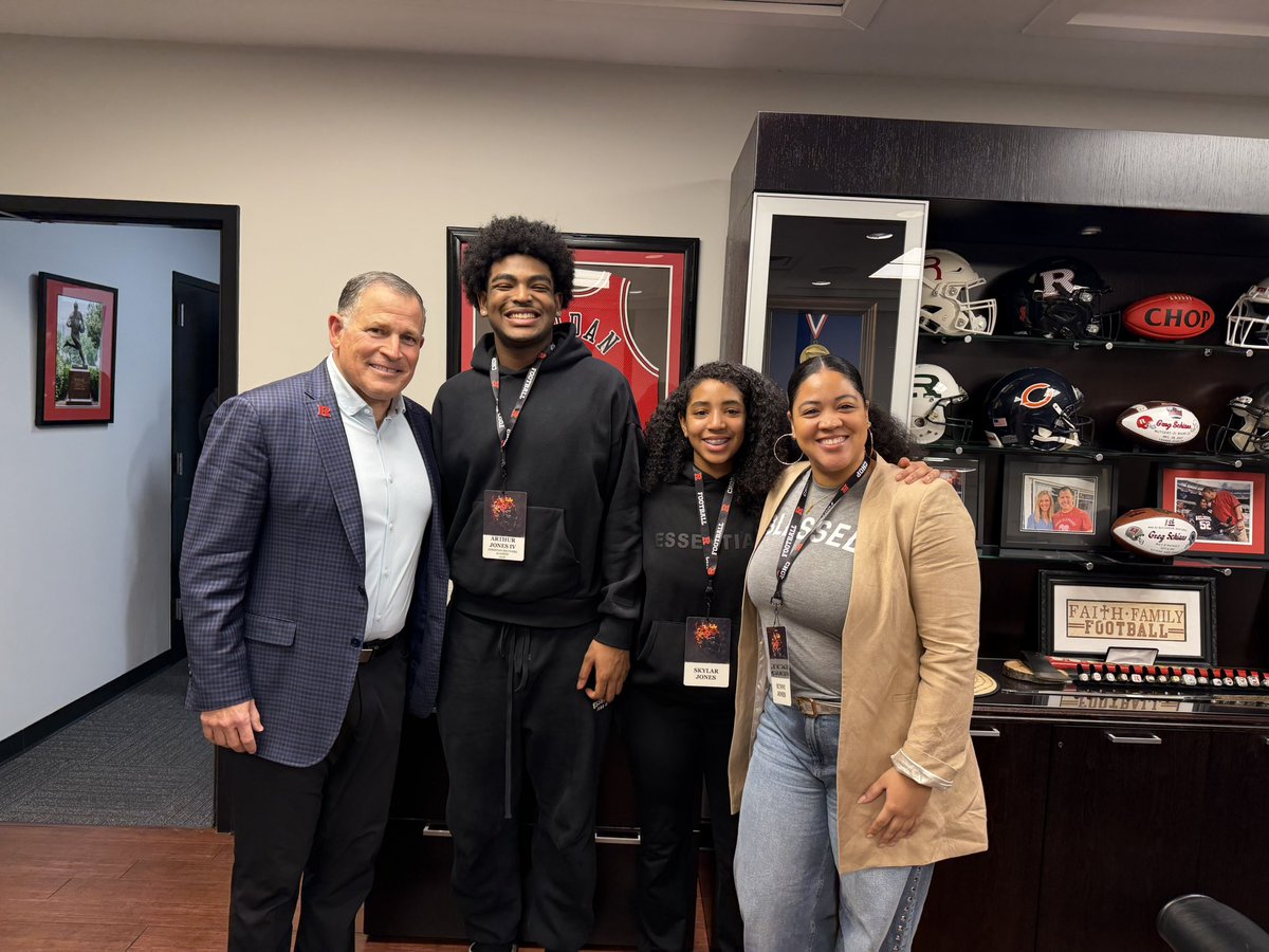 Arthur Jones tweet media