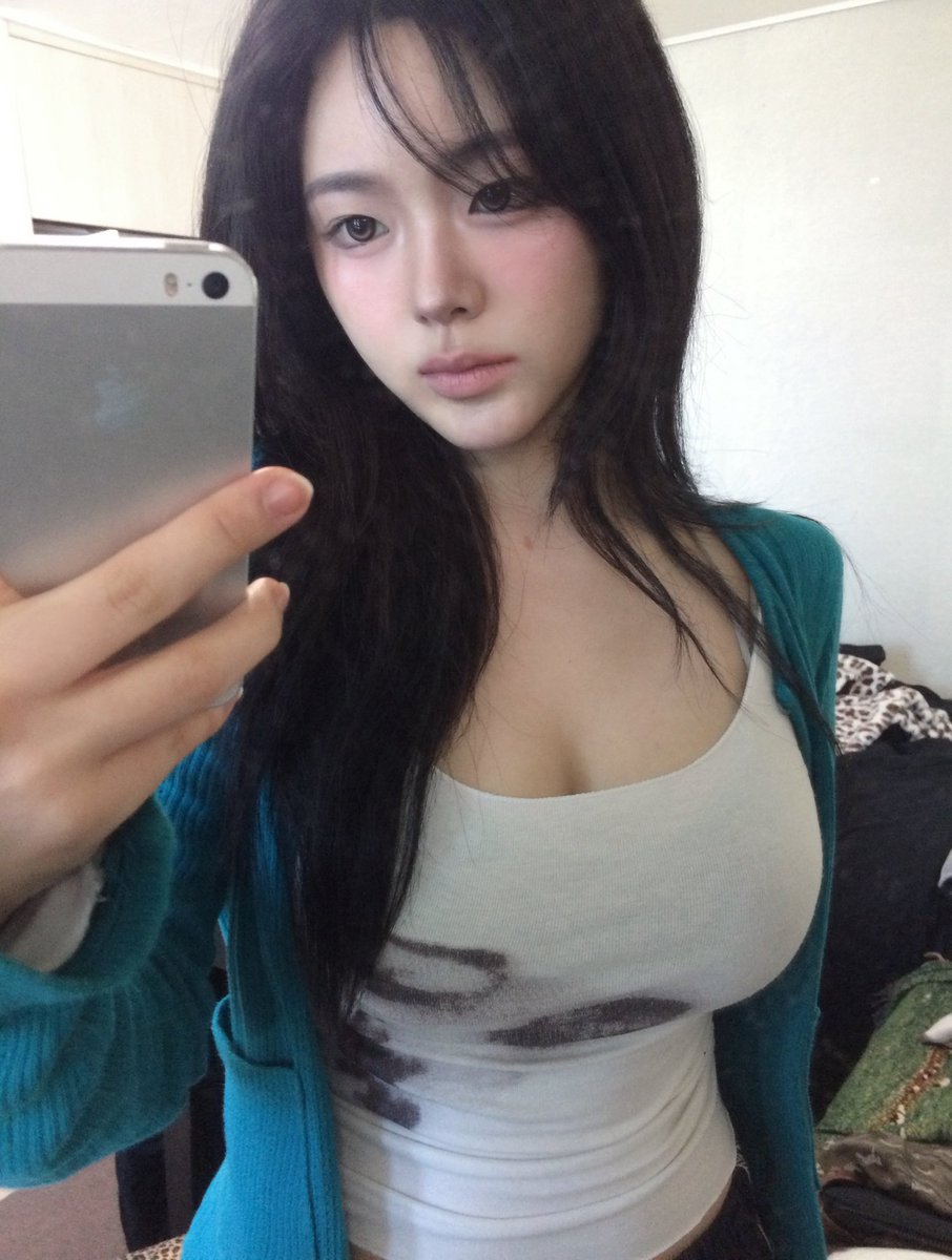 castlezip_'s tweet photo. 가디건 최고 잘산템.. 입을 때마다 잘 어울린다는 말 들음 ////
개강룩, 봄에 입기 딱 좋겠어요
상의 이너는 현재 품절,,,,
타래에 리워드 링크••♥︎ https://t.co/0D5aBrOoOU