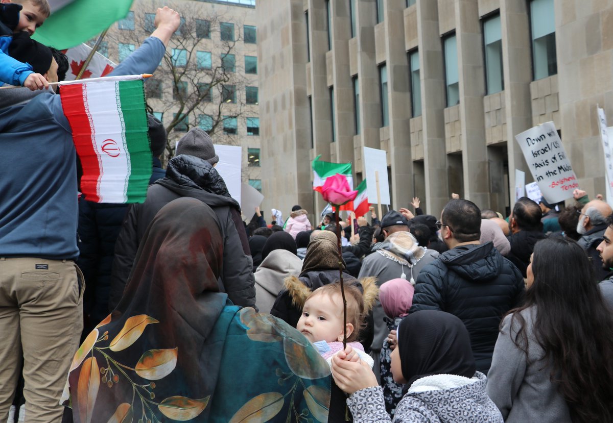 Khadijaaaaa_1's tweet photo. Down with the Epstein Regime. #NevertoHumiliation #AXISOFRESISTANCE
Toronto Protest 03/07/2026 https://t.co/KESD04ug0u