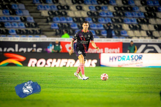 Las cinco de esta derrota

Enlace. facebook.com/share/p/1FGkVX…