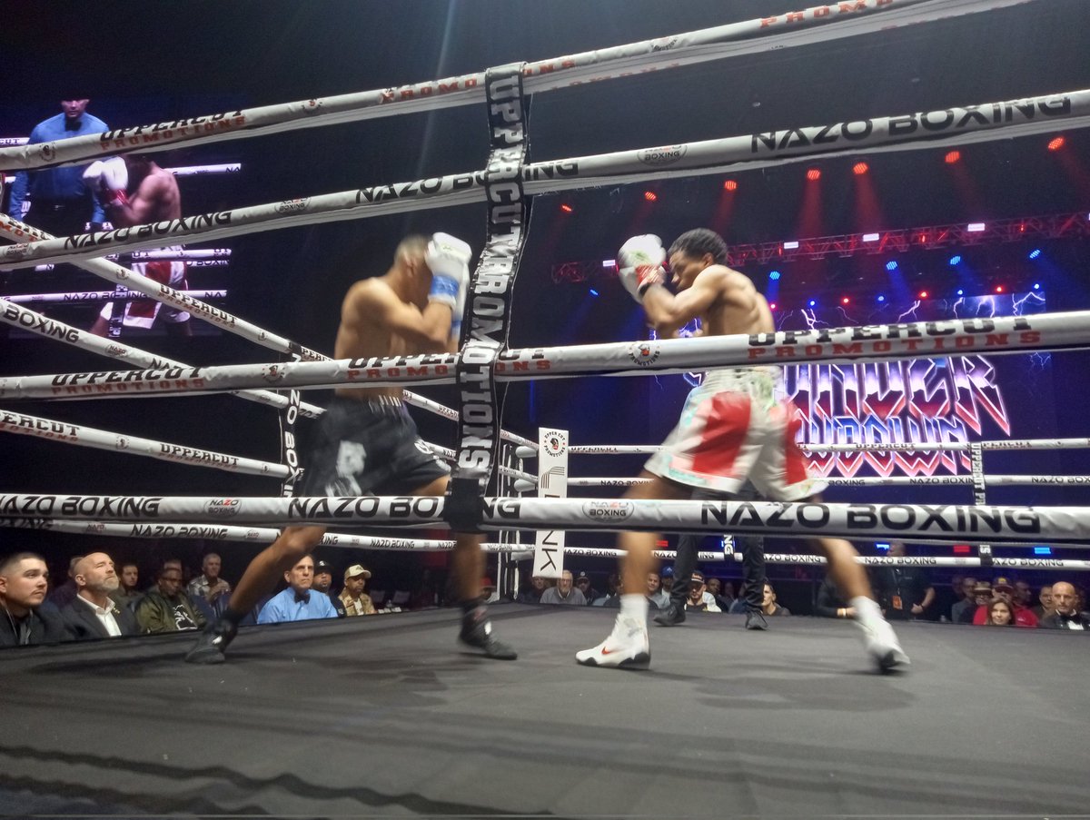 UppercutPromote's tweet photo. Estep over Aguato UD4 https://t.co/jUZGjhyDe8