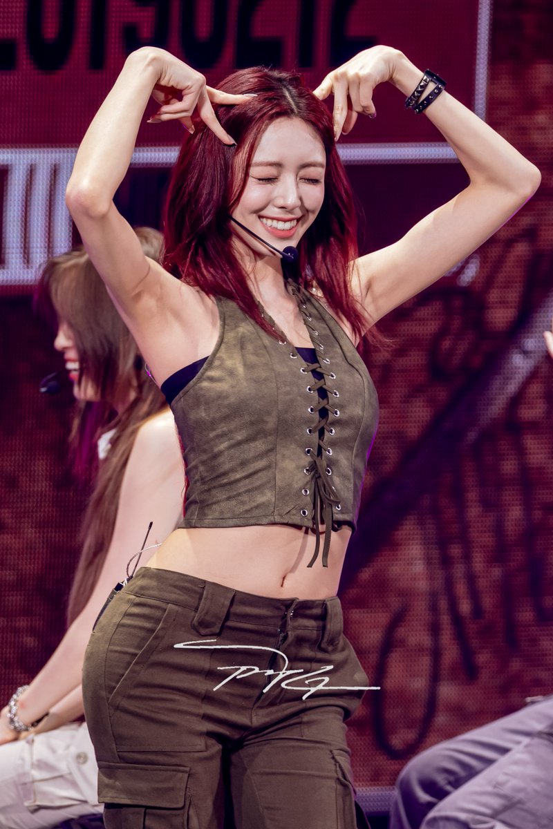 ITZY믿지 tweet media