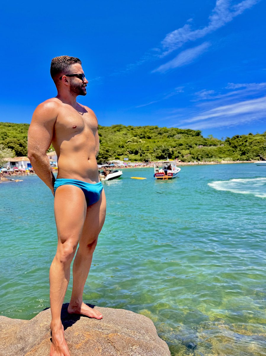 biel_cpv's tweet photo. Meu estado de espírito é e sempre será o verão! Com o sol e o mar harmonizando essa combinação 😎 

#Verao #summer #sol #mar #vibe https://t.co/dWDQTsxwdb