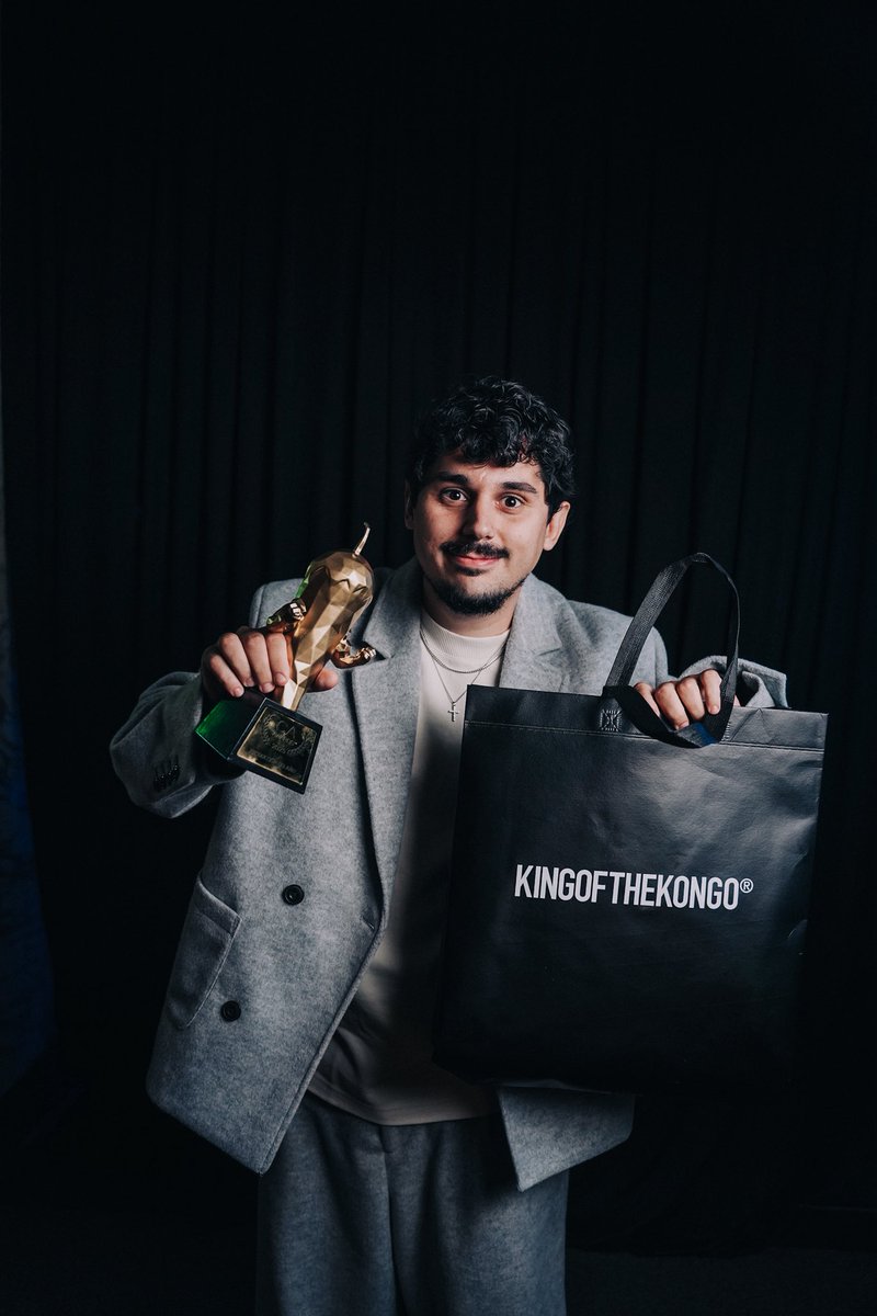 Coscu Army Awards 🏅 tweet media