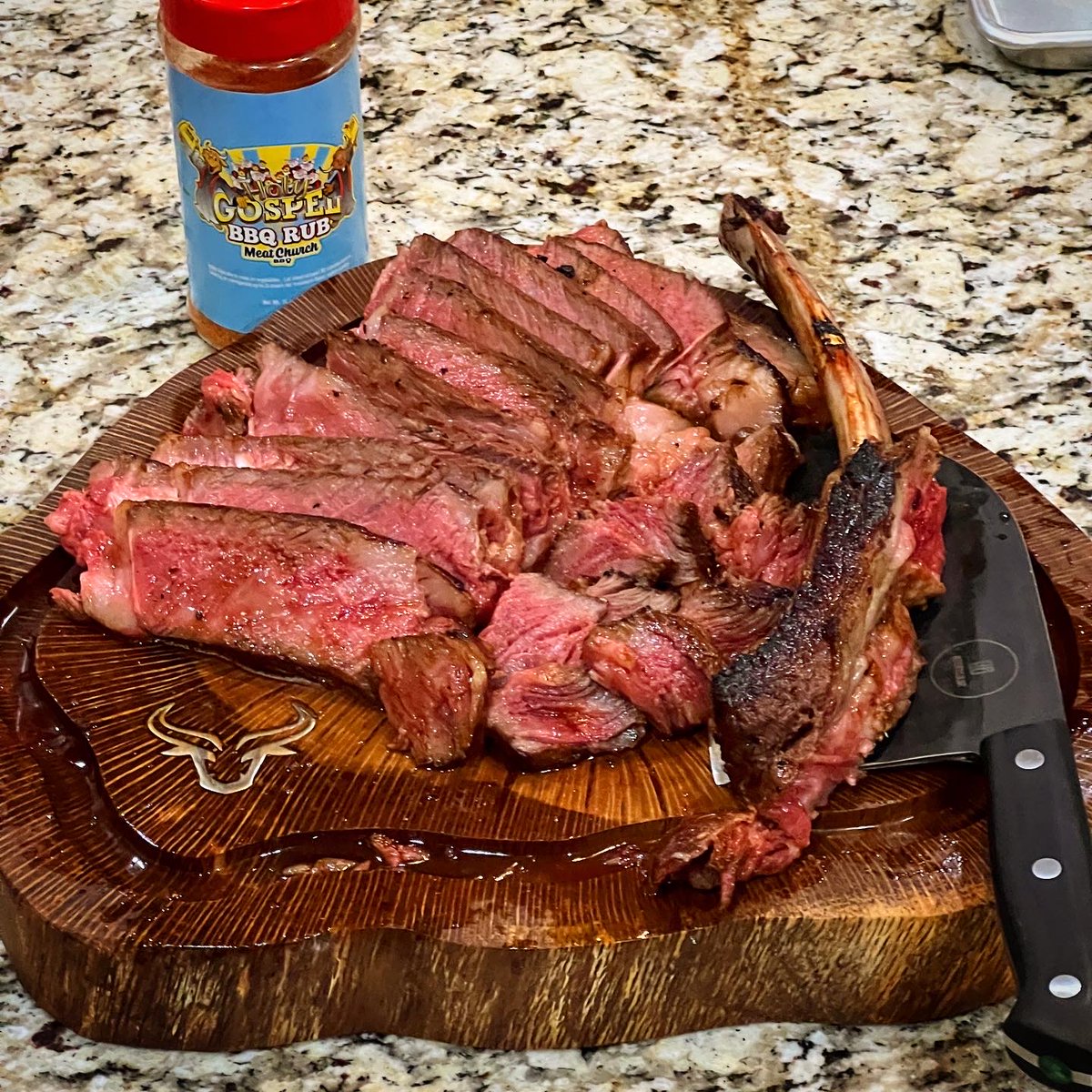 bbqfriend's tweet image. Wagyu Tomahawk… Raw or Over Cooked?

#bbq #steak #carnivore #bbqfriend