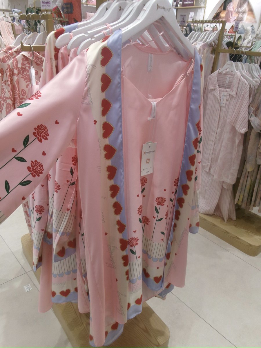 دلــع tweet media