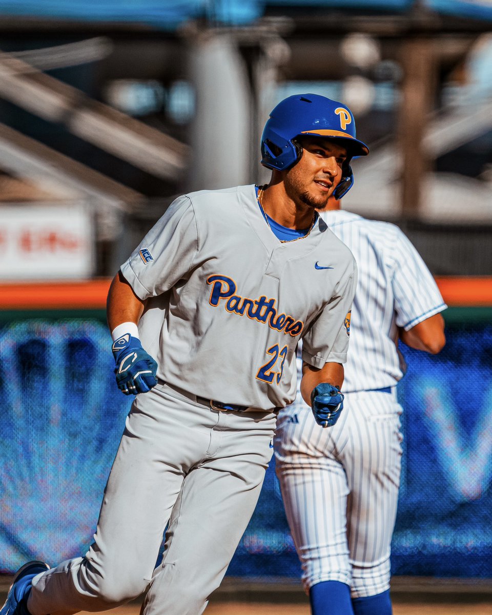 Zo’s last four games 🤯🚀

14-for-16, 22 RBI, 11 R, 5 HR, 2 3B, 2B 

Stay hot, <a href="/LorenzoCarrier/">Lorenzo Carrier</a> 🔥🔥