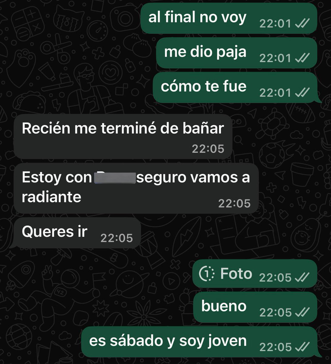 fiorellagatt's tweet photo. esa amiga re fácil de convencer https://t.co/8YjwXfjuEV