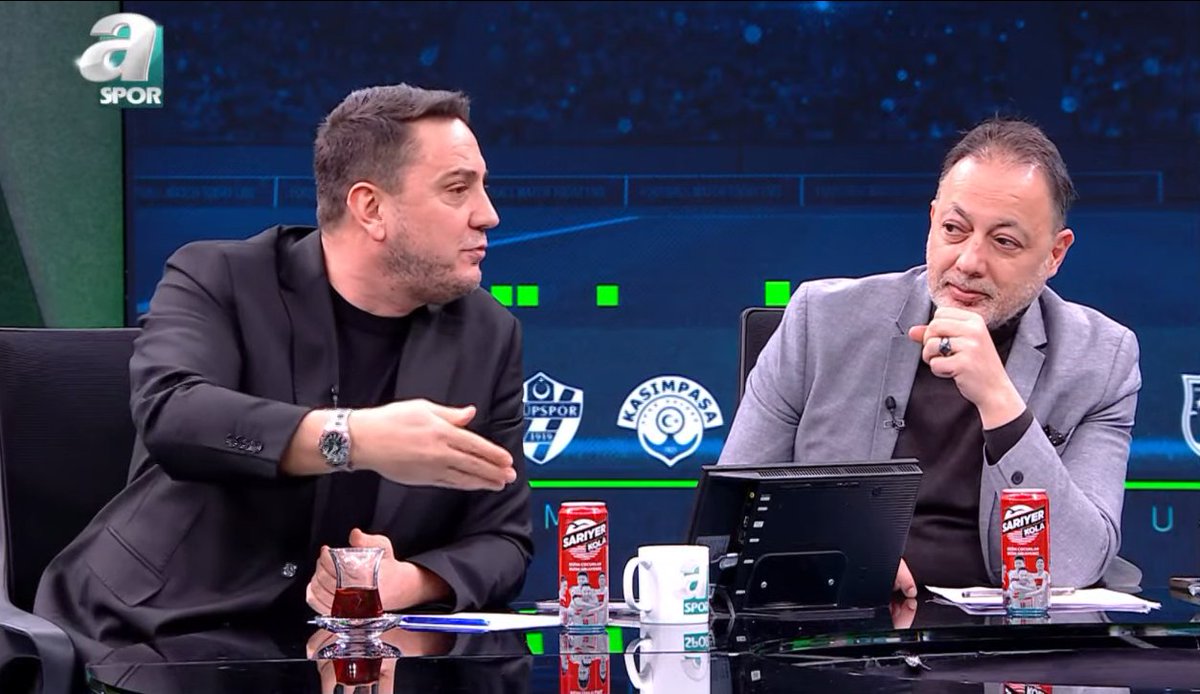 🗣️Murat Özbostan: "Hakem maçın sonucunu etkiledi."

Okan Koç: "Etkiledi mi? Ne etkilemesi abi. Katletti maçı! Hakem resmen Beşiktaş'ı doğramaya gelmiş!"

(🔗A Spor)