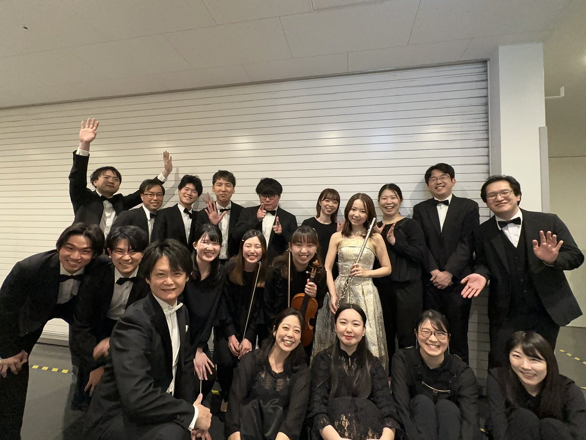 NCO_info's tweet photo. 第1回演奏会、終演。

改めまして･･･昨日は我々のデビューとなる演奏会にご来場くださいまして、ありがとうございました。
産まれたばかりの小さなオーケストラの公演にたくさんのお客様が足を運んでくださったこと、感謝してもしきれません！
今後ともNCOの活動、応援よろしくお願いいたします！！ https://t.co/2Hdqb237Vb