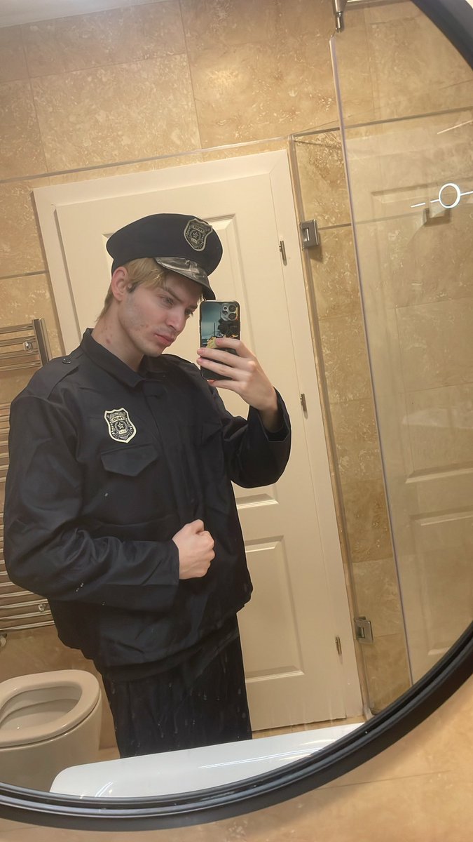 BlondeMannX's tweet photo. I can be your Police Officer ? https://t.co/LR7bnNaj5O