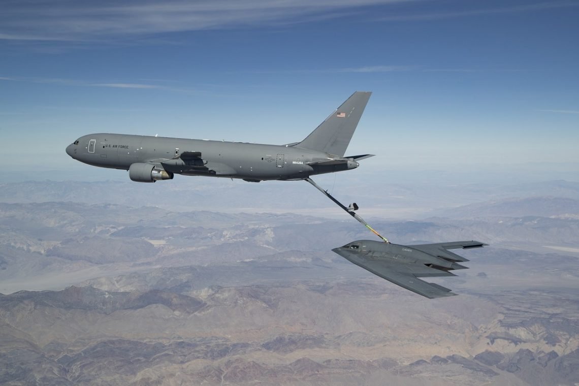 USAF is flying over 100 refueling tanker over the Iranian theater of ...