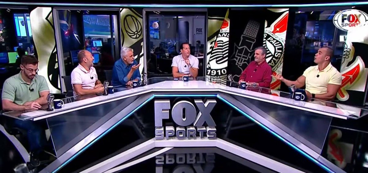 Noite de Copa tweet media