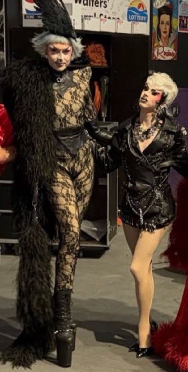 why does lydia look three apples tall
