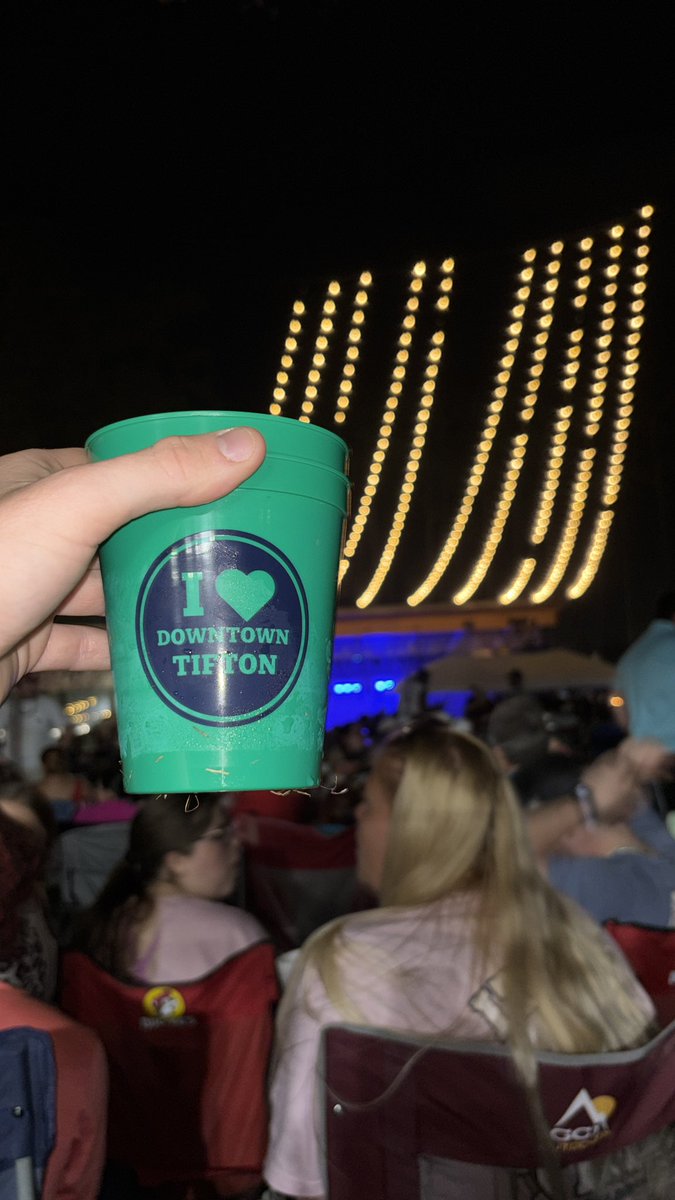 FbDive4424's tweet photo. Diamond Rio tonight. This one’s for you Charlie. #kirk #doublecup https://t.co/ESxDH7d4cG
