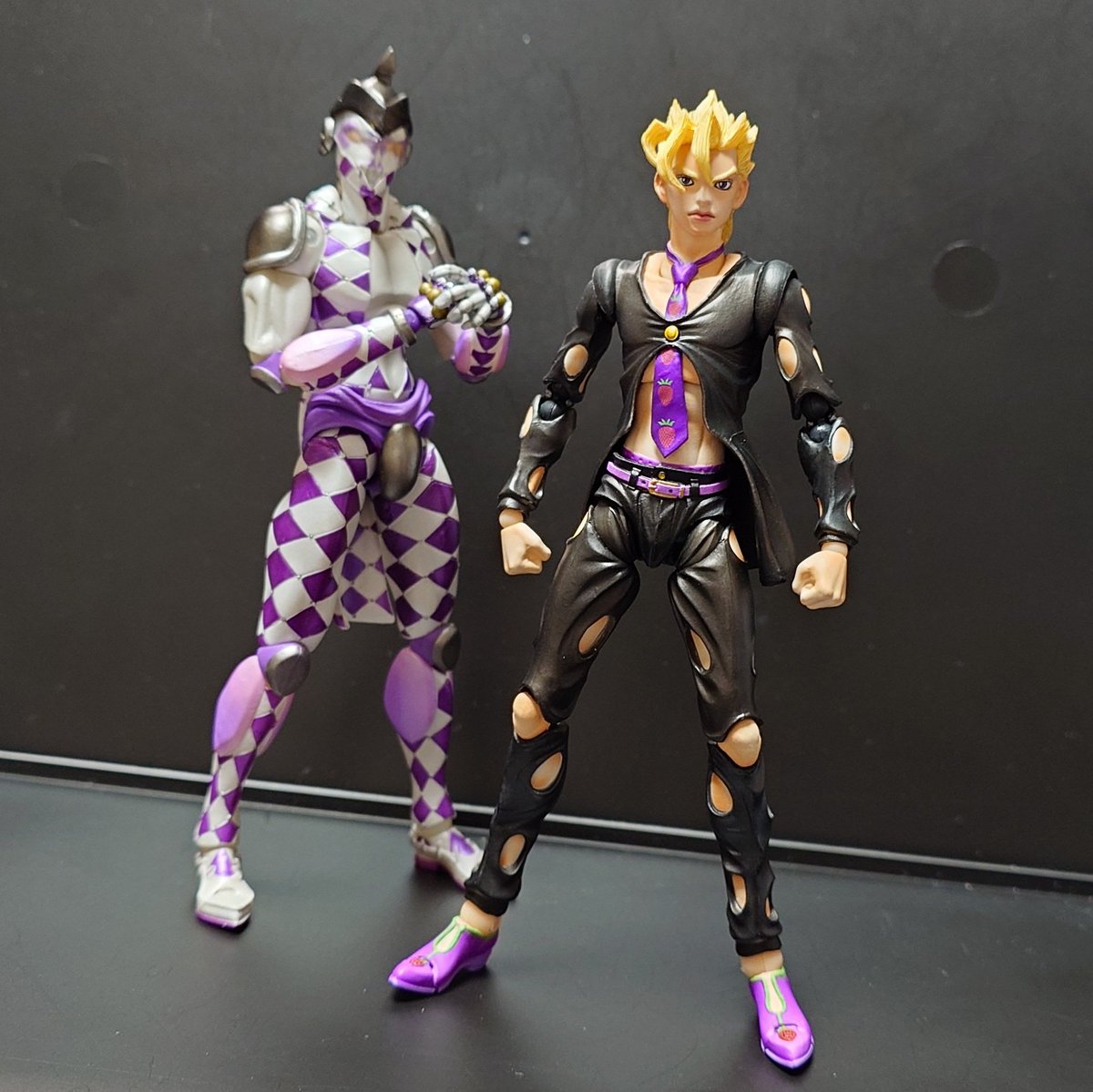 パンナコッタ・フーゴ&パープル・ヘイズ 超像可動 【公式通販】