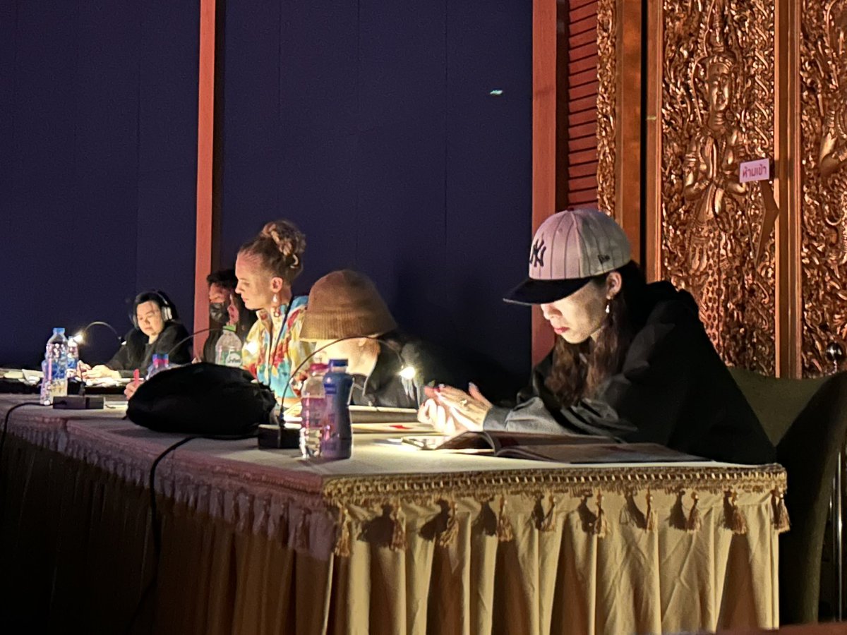 ESP_College's tweet photo. สวัสดีค่ะจากกรุงเทพฯ 🇹🇭
Today is the final day of the WDTC World Dance Talent Competition.
Tomoko and Yuno, instructors from ESP College of Entertainment Tokyo, are serving as judges again today.
We can truly feel the passion for dance from all the participants.✨🕺💃 #ESP #Dance https://t.co/AjfJVgDeyx