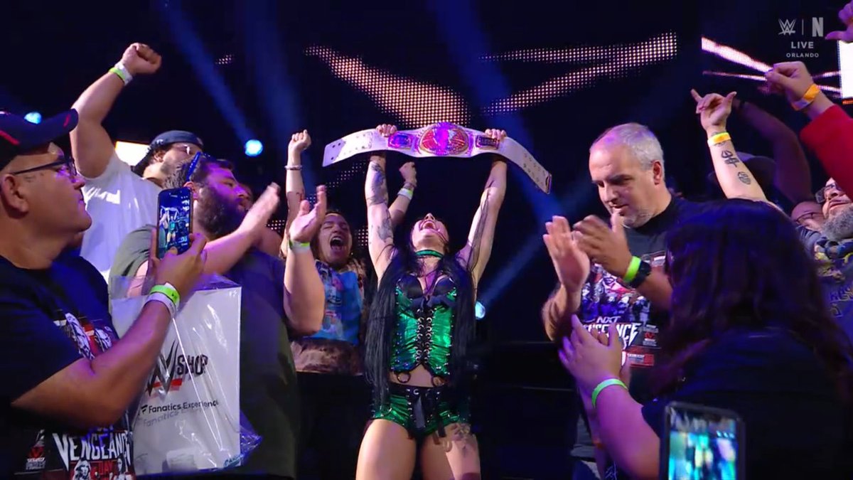 𝑇𝑎𝑡𝑢𝑚 𝑃𝑎𝑥𝑙𝑒𝑦. (𝑃𝑎𝑟𝑜𝑑𝑦.) tweet media