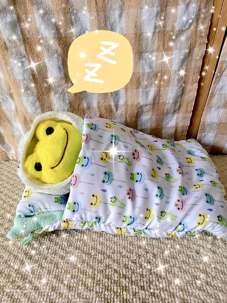 Depa99129587's tweet photo. 3月なのに 寒っ‼️
((( ；ﾟДﾟ)))ｶﾞｸｶﾞｸﾌﾞﾙﾌﾞﾙ
3月だから(?)やたら
眠い😪
そして 今 ハマってる
ロピアのベイクド チーズ
ケーキ🍰ねっとり感が
クセになるぅ😋 https://t.co/UrneejEXe3