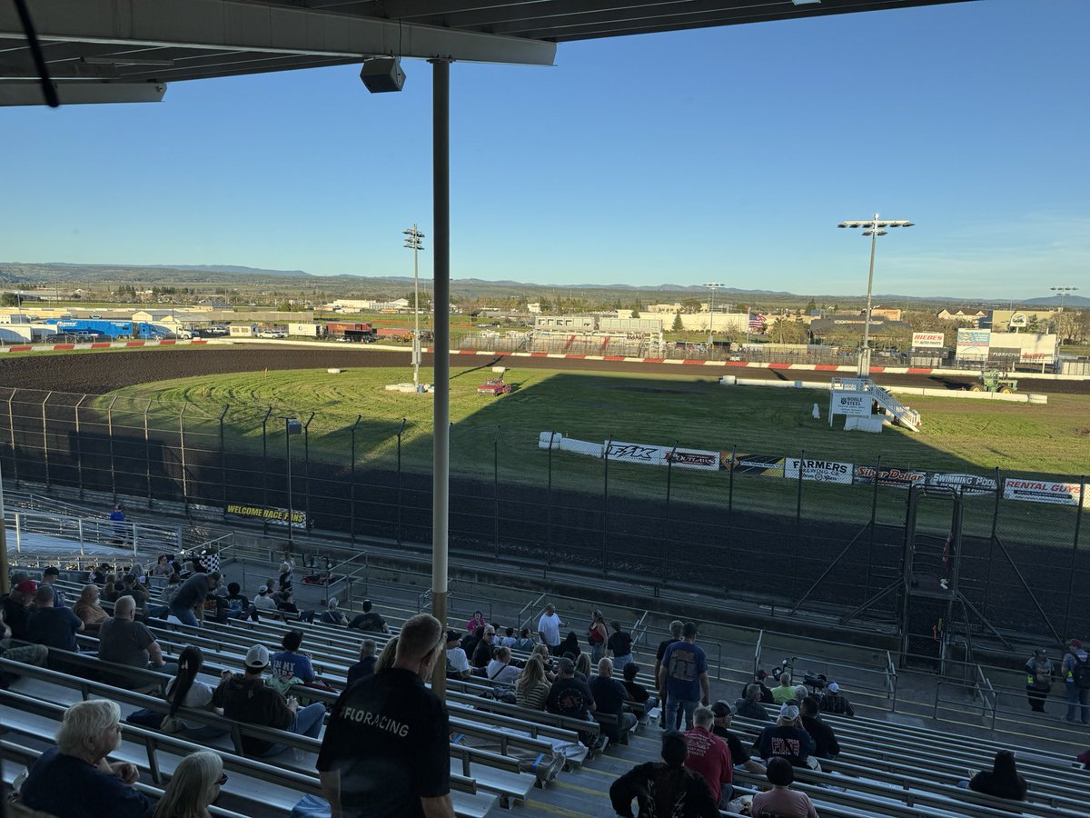 Gary Thomas tweet media