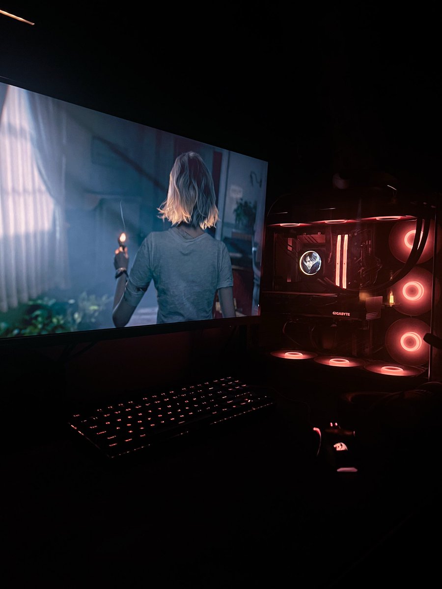 Nav_re4's tweet photo. تم تختيم #ResidentEvilRequiem 
لعبت جزئية "غريس و ليون"بالمنظور الثالث بسبب عدم قدرتي الصحيه لتحمل المنظور الاول و اشكرهم صراحه على إتاحة الخيار .
 قياسي~كلاسيكي.
المنظور الثالث بـ"غريس" ماقلل شعور الرعب وكابكوم استغلت هالمنظور بطريقة صحيحة أنميشن ركضتها و تعثرها سقوطها يوتر . https://t.co/7uEPpbw1i5