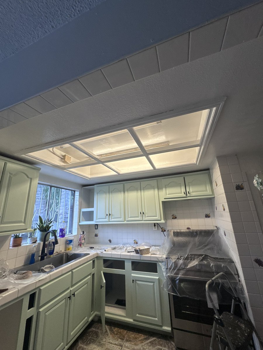 These people lived so GROSS fuck you Pena