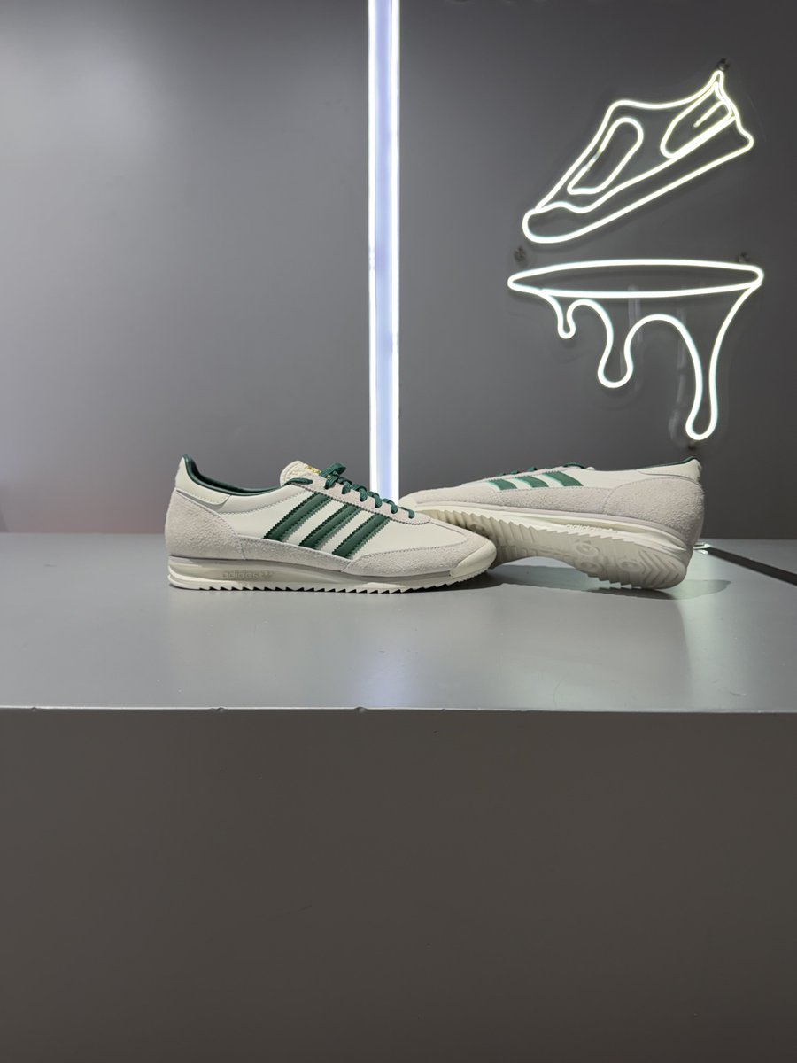 Shoefix_tz tweet media