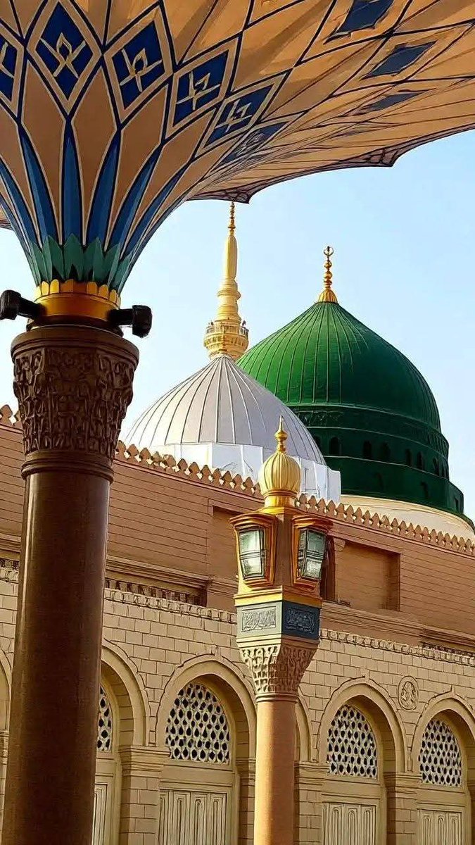 سفر ہمارا بھی سرکارﷺ ہو مدینے کا
یہ التجاہ ہے کہ دیدار ہو مدینے کا