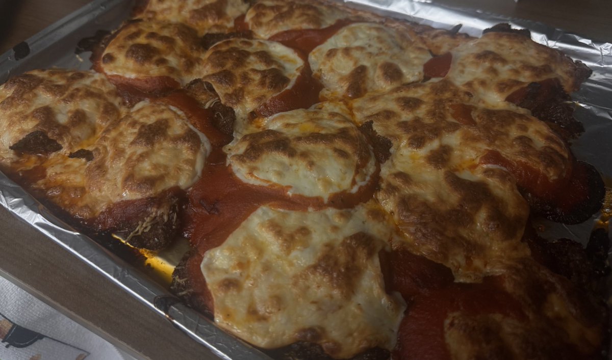 Moon Wave tweet media