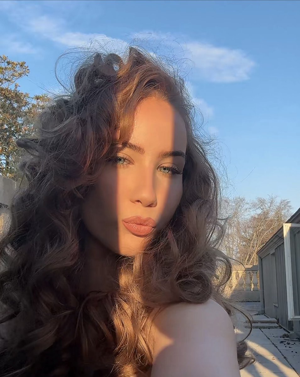 ioana 🧇 tweet media