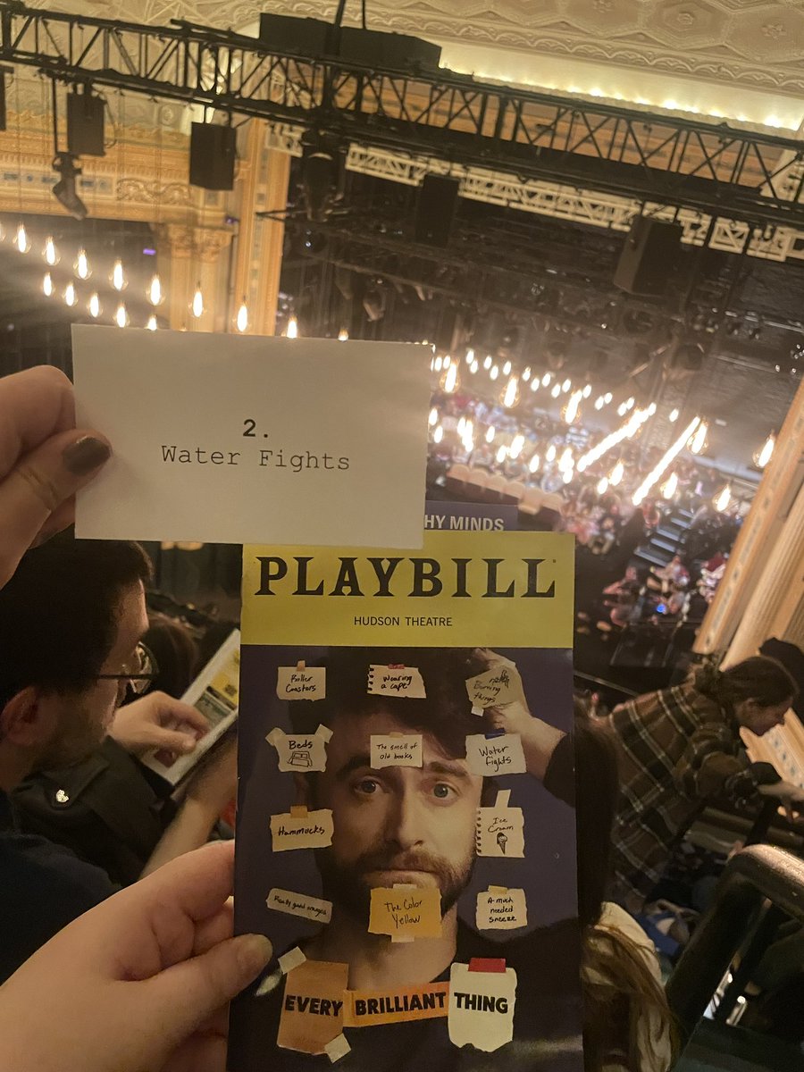 carly 🚀🦇🍂 tweet media