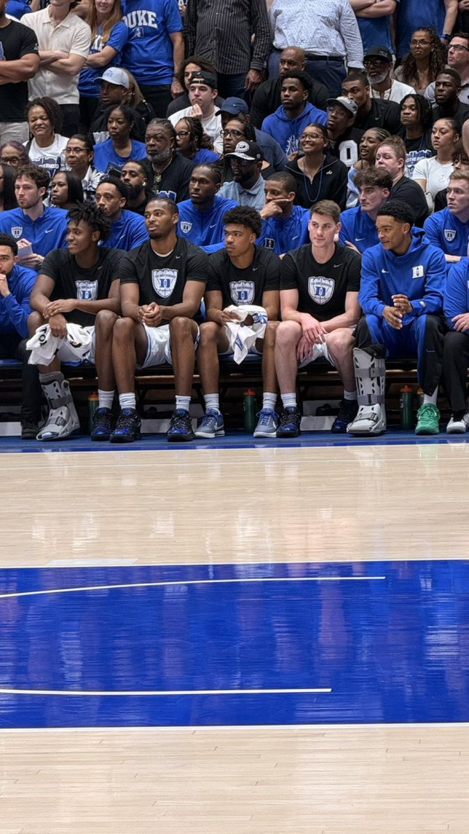 InRoyWeTrust1's tweet photo. @Diegowallywade @CountessesofUNC https://t.co/tMCZiHPYlT