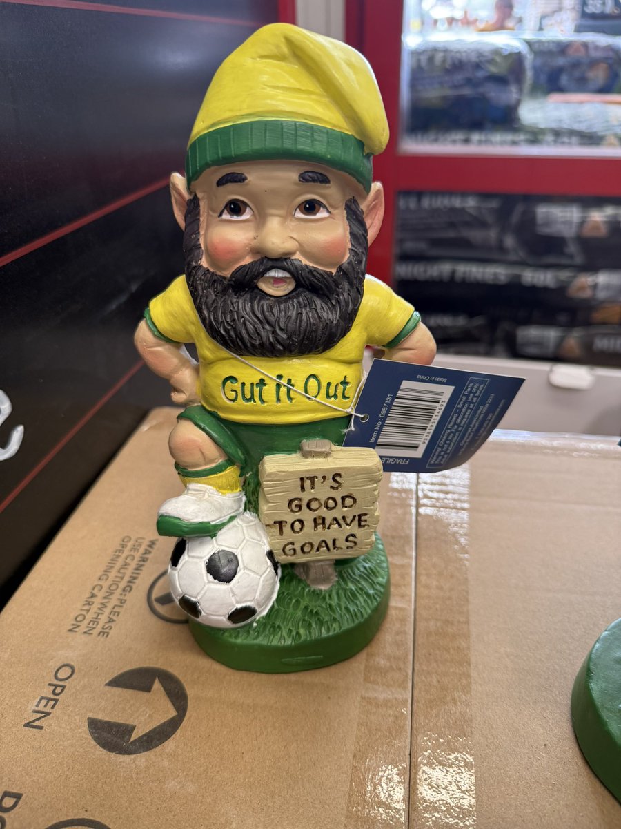 Saw these in Bunnings (a hardware chain store here in Australia, like Home Depot in the U.S I think....) They bear a striking resemblance to a former <a href="/Eagles/">Philadelphia Eagles</a> lineman 🤪🤣<a href="/JasonKelce/">Jason Kelce</a> <a href="/traviskelce_14/">Travis Kelce</a> <a href="/newheightshow/">New Heights</a>