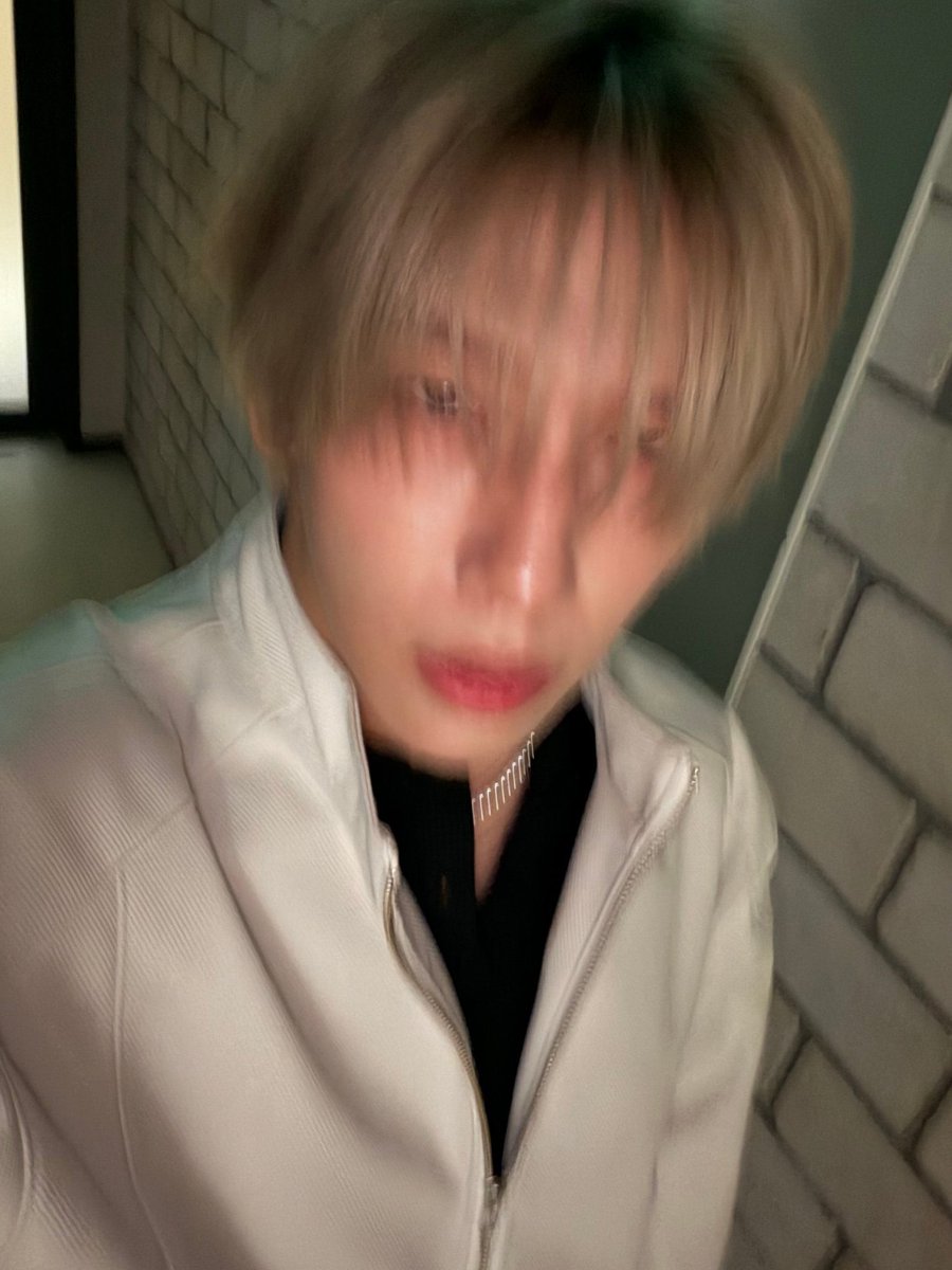 ₍ 📸 ₎ PLUS CHAT

#LIZIHAO : [CH] Le feeling avant tout. FEELING 

#MODYSSEY #모디세이 |🐅