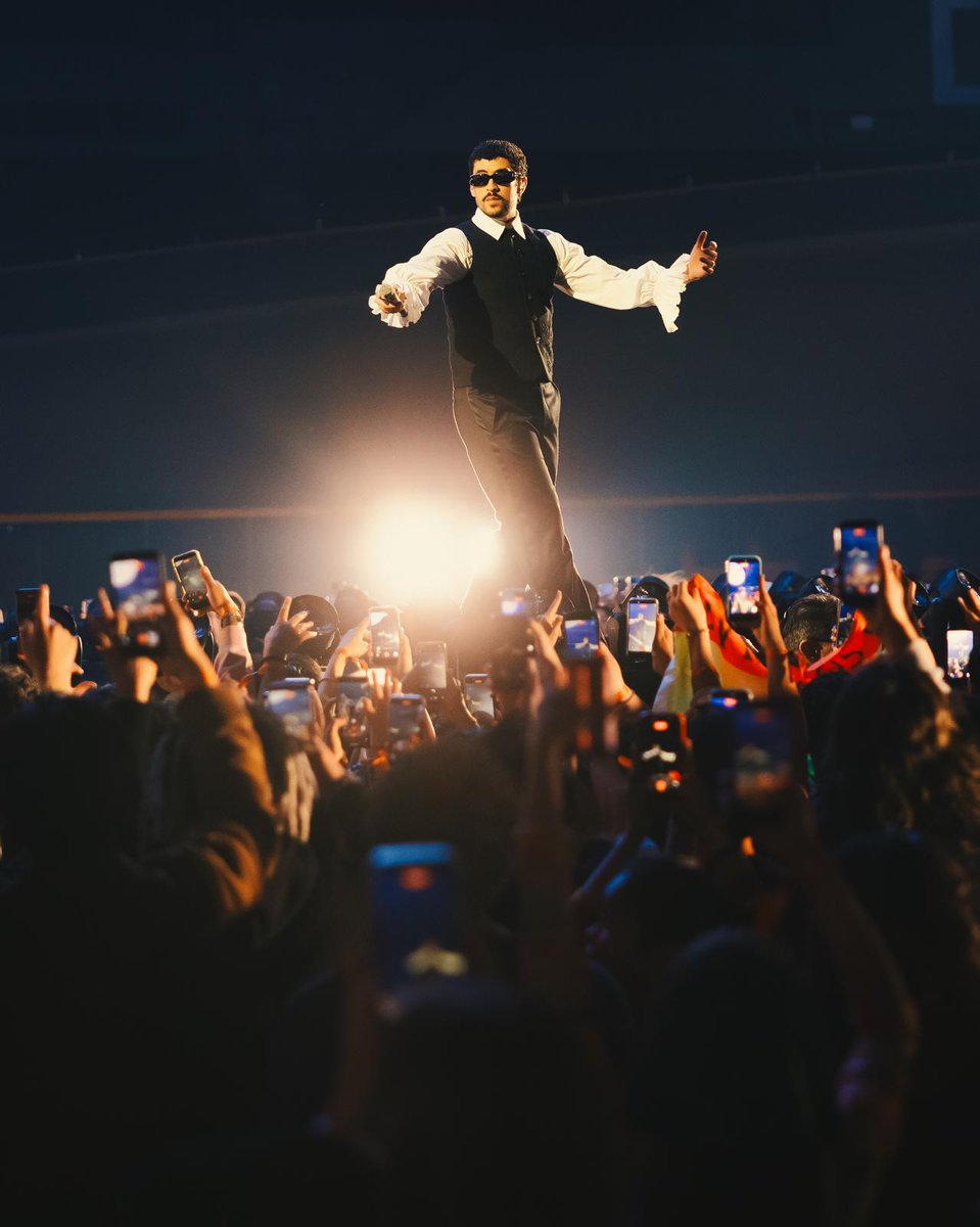 BadBunny】 バッド・バニー 奇跡の初日本公演レポート🔥🔥 「音楽に