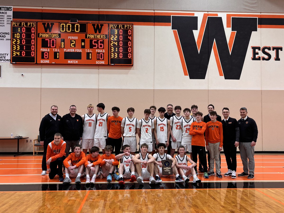 West De Pere Boys Basketball tweet media