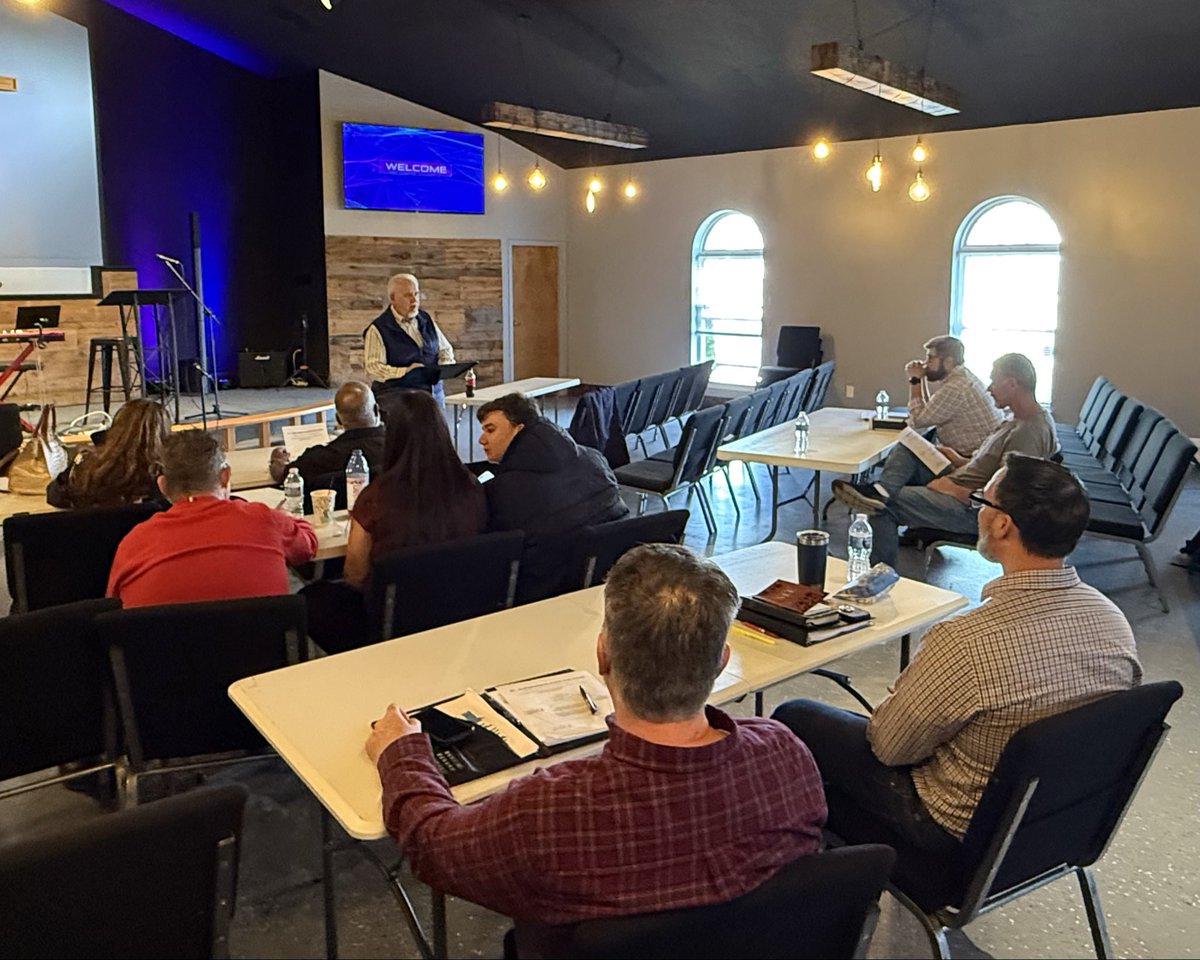 KentuckyNaz's tweet photo. Also grateful for the faithful leaders who serve on the Board of Ministry, lead the workshops, work behind the scenes, and invest in the future of the Church. This is sacred work—and it’s a lot of fun! #KYNaz #Nazarene #BoardofMinistry https://t.co/iifmNvkAHz
