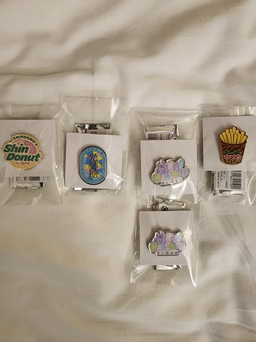 #SUPERJUNIOR
#SJMarket

ピンバッジ交換お願いします

【譲】シンドン・ウニョク・シウォン・リョウク
【求】イトゥク・ヒチョル

時間次第ですが、本日ベルーナ最寄り駅構内での授受希望
或いは、後日、追跡番号付き郵送等

よろしくお願いします🙇⤵️