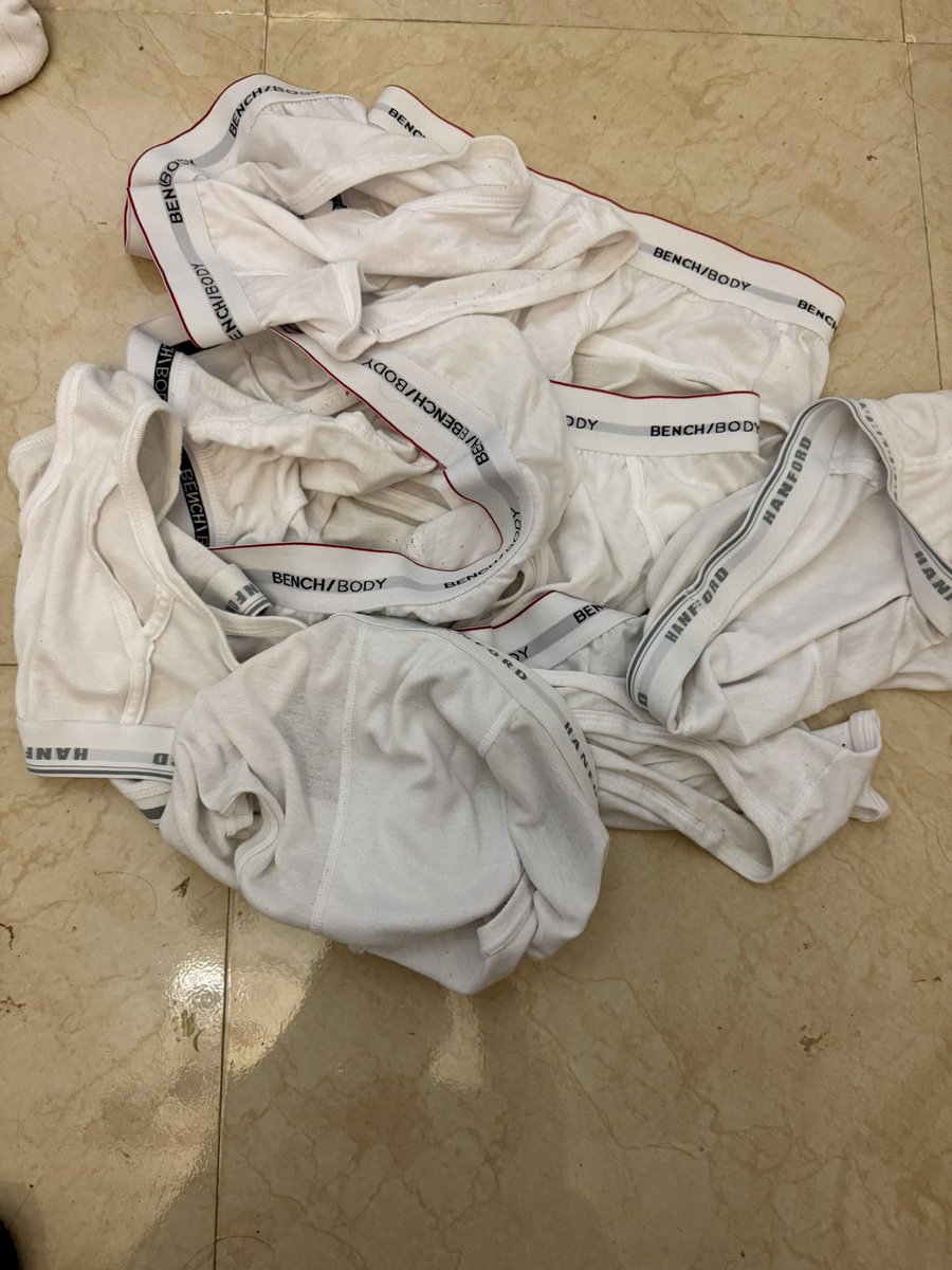 MagnaNgBrief's tweet photo. Wash day ng mga tinamurang brief #brieffetish #BriefEncounters https://t.co/qIJLd59aol
