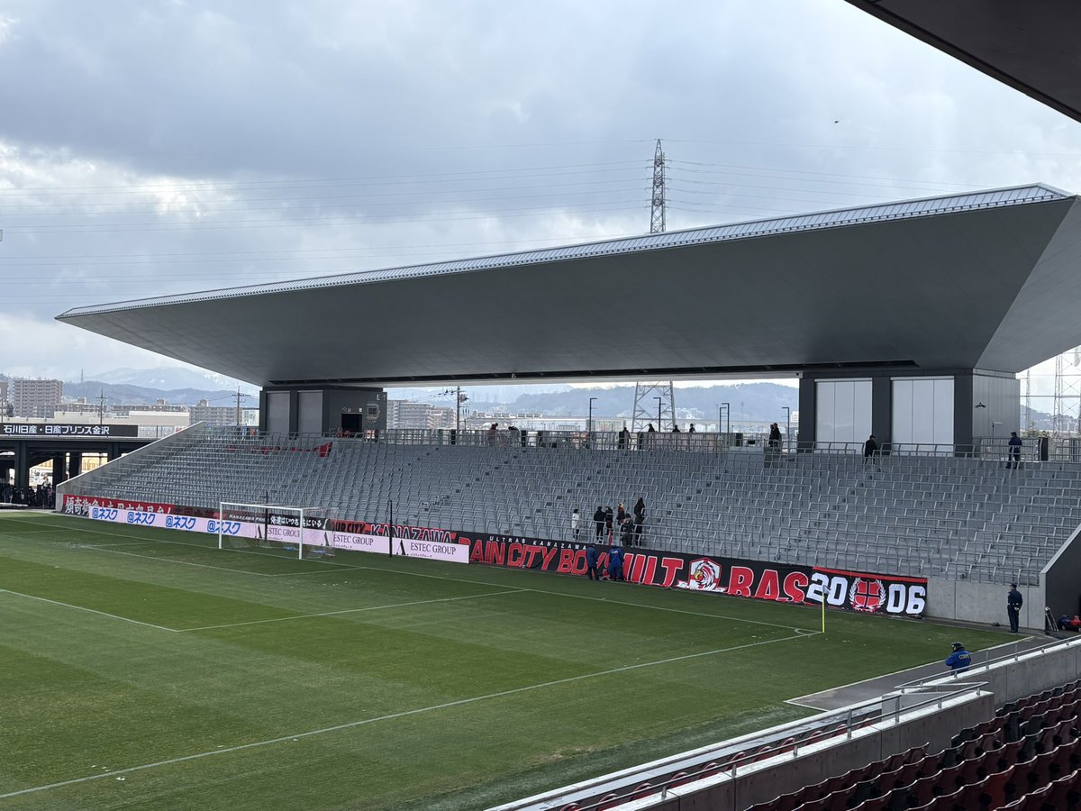 本日ホーム徳島戦です！
天気が不安定で気温も低くなっておりますが、声援でゴースタを熱くしましょう🔥
今シーズンリーグ2連勝、ホーム2連勝しましょう‼️
#zweigen #ツエーゲン金沢