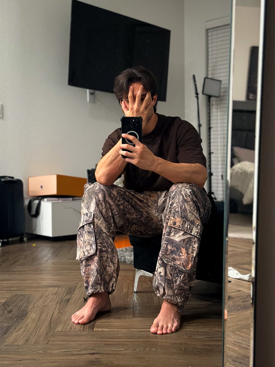 Jesselee tweet media