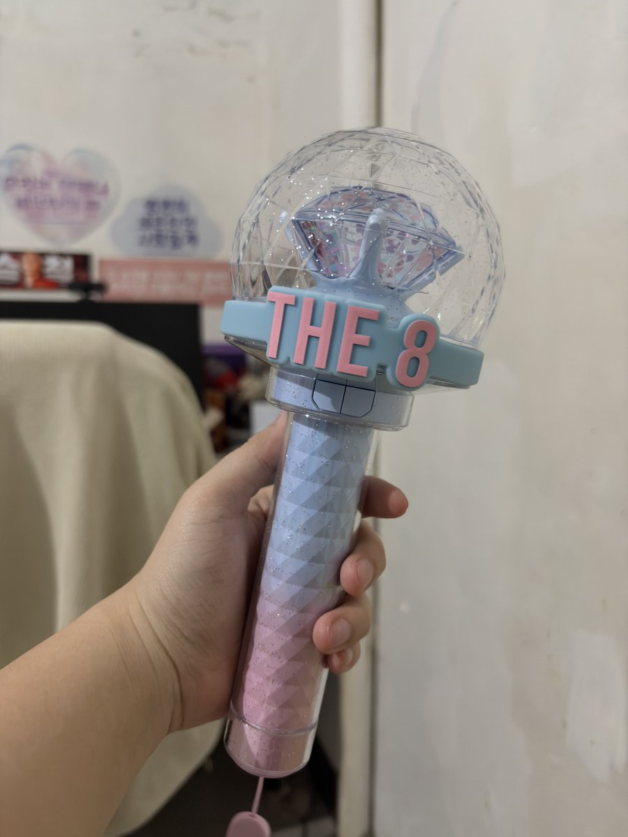 H08SHI's tweet photo. hi @110797_cart received the the8 deco band already, thank you for the smooth transaction ⭐️🖤

 #gracias_eisa https://t.co/VhJ7xqbKOl
