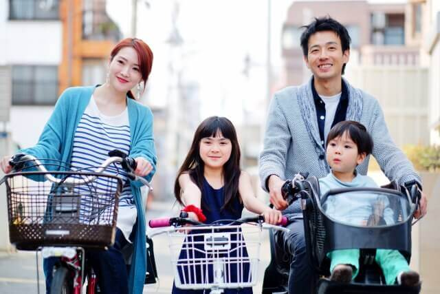 #家族3～4人、#連結ベッド、どれがいい？

そこで、連結ベッドの希望条件、#安い 連結ベッドと #布団が使えるベッド の #連結 #ファミリーベッド をおすすめします。

家族3～4人みんな寝られる安い連結ベッドと布団が使える連結 #ベッド➡️ ok-shop.net/blog/kazoku3-4…